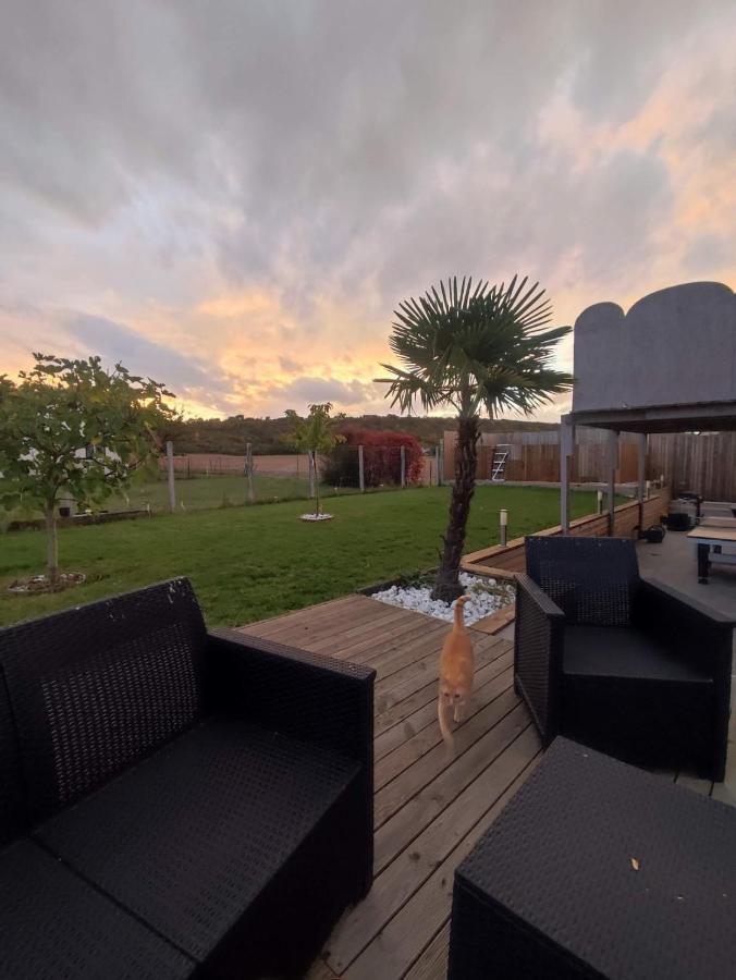 Appartement 100M2, Independant Dans Notre Maison Garennes-sur-Eure Buitenkant foto
