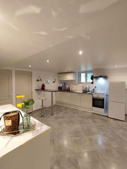Appartement 100M2, Independant Dans Notre Maison Garennes-sur-Eure Buitenkant foto