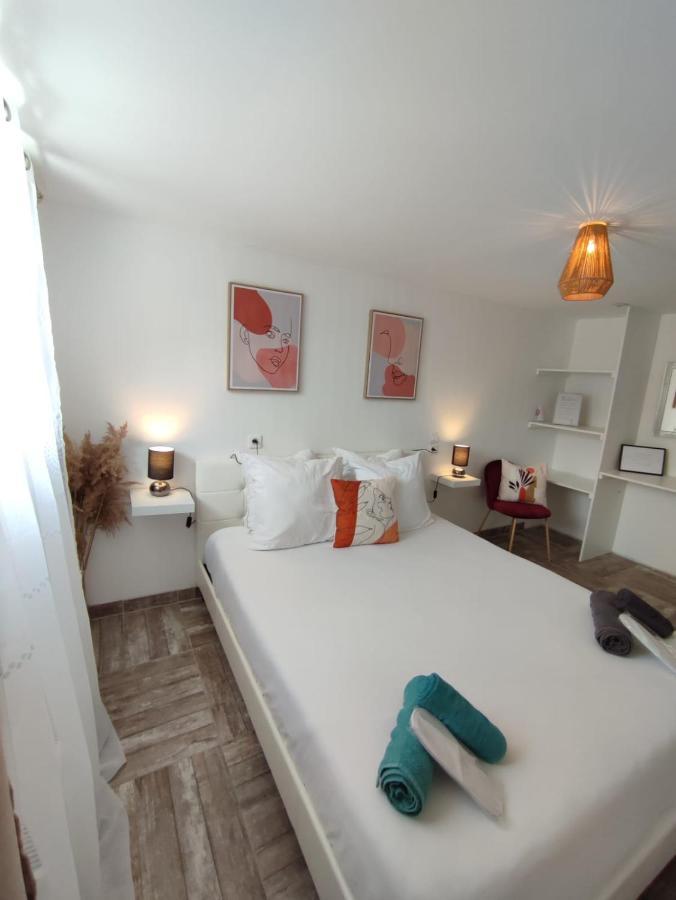 Appartement 100M2, Independant Dans Notre Maison Garennes-sur-Eure Buitenkant foto