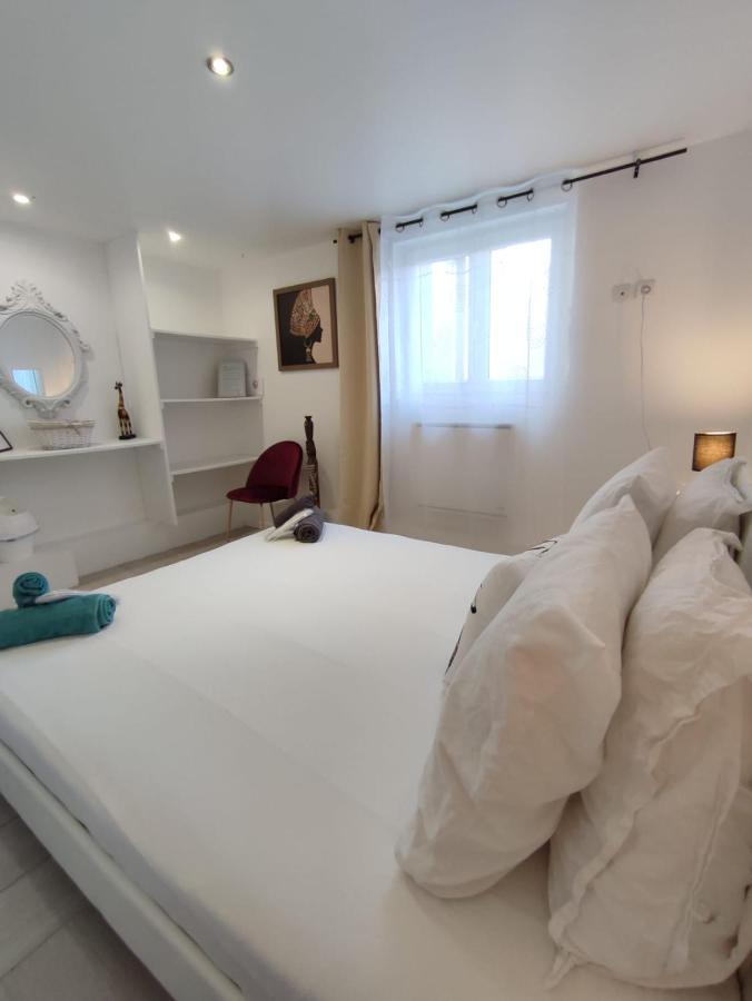 Appartement 100M2, Independant Dans Notre Maison Garennes-sur-Eure Buitenkant foto
