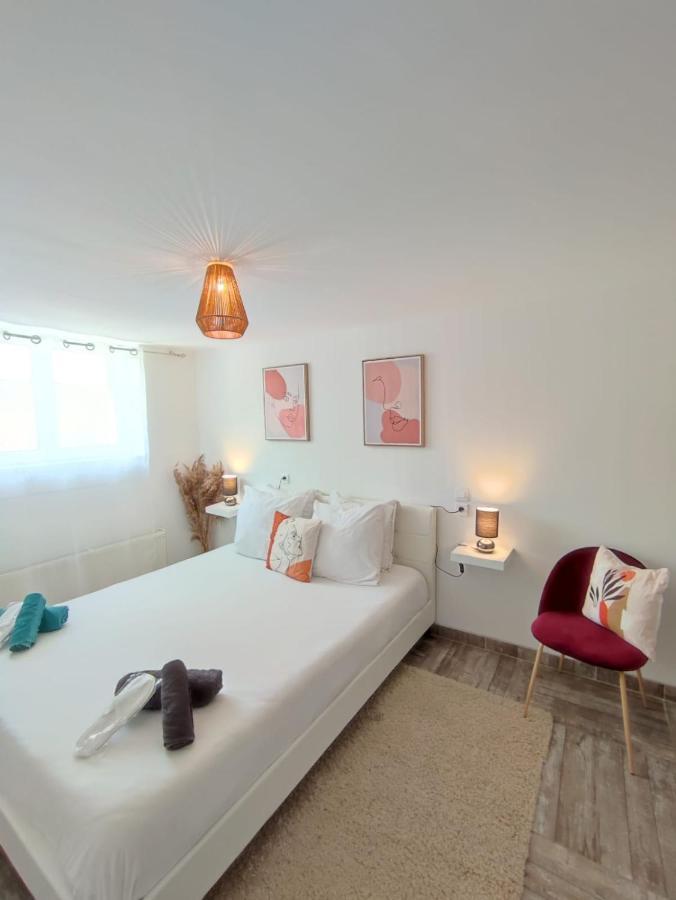 Appartement 100M2, Independant Dans Notre Maison Garennes-sur-Eure Buitenkant foto