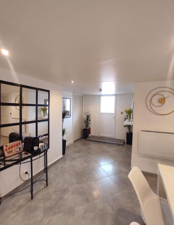 Appartement 100M2, Independant Dans Notre Maison Garennes-sur-Eure Buitenkant foto