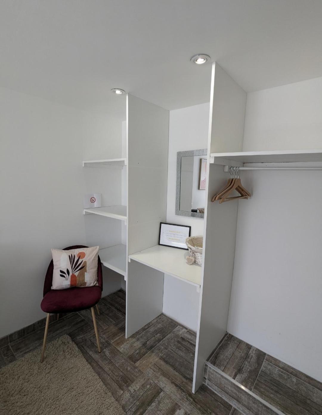 Appartement 100M2, Independant Dans Notre Maison Garennes-sur-Eure Buitenkant foto